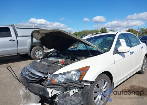 2011 Honda Accord 3.5 Ex-L from USA, damaged, VIN 1HGCP3F85BA004891